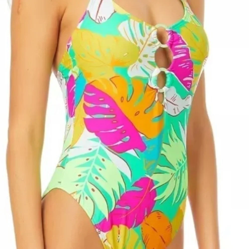 California Waves MULTI Juniors' Tropical-Print One-Piece Swimsuit - Picture 6 of 13